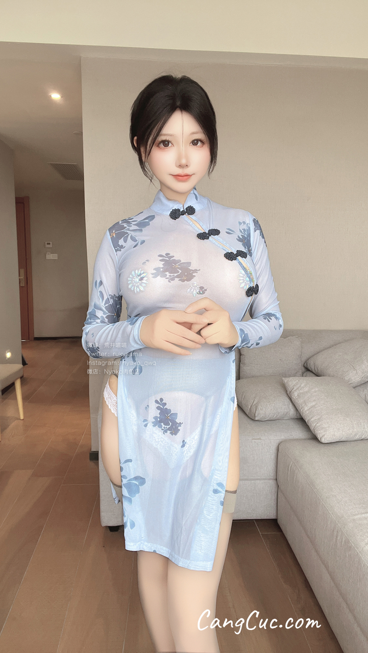 Coser@Nyako喵子 – 自撮り31 灰丝旗袍